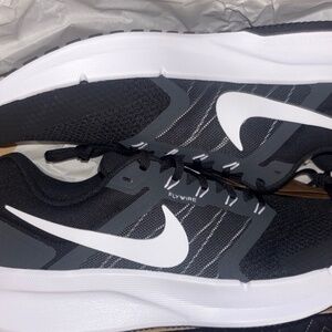 Nike Run Swift 3